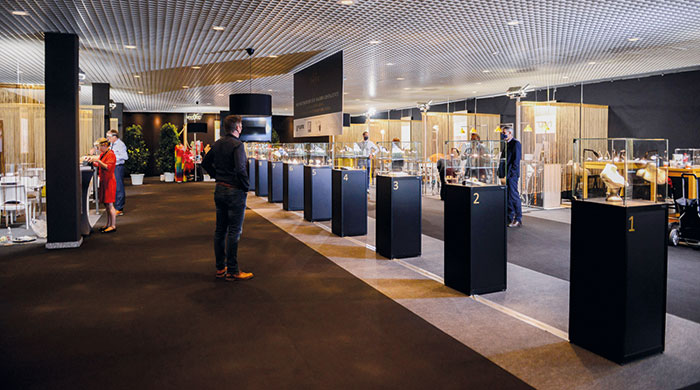 Die Schmuckstücke der Nominierten werden in der Design Area präsentiert.